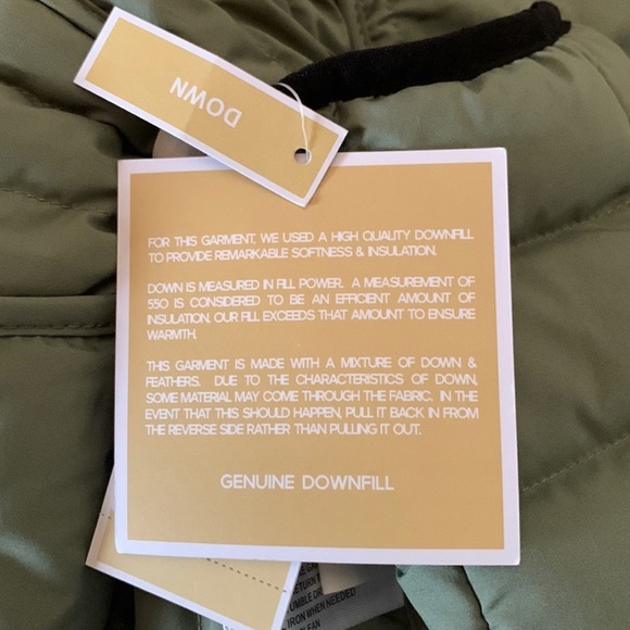 Michael Kors ultra light weight down fill - Picture 5 of 7